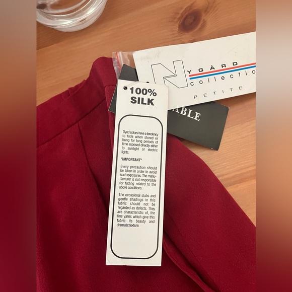Nygard Red Washable Silk Pants Size 8 Petite New With Tags - Picture 5 of 11